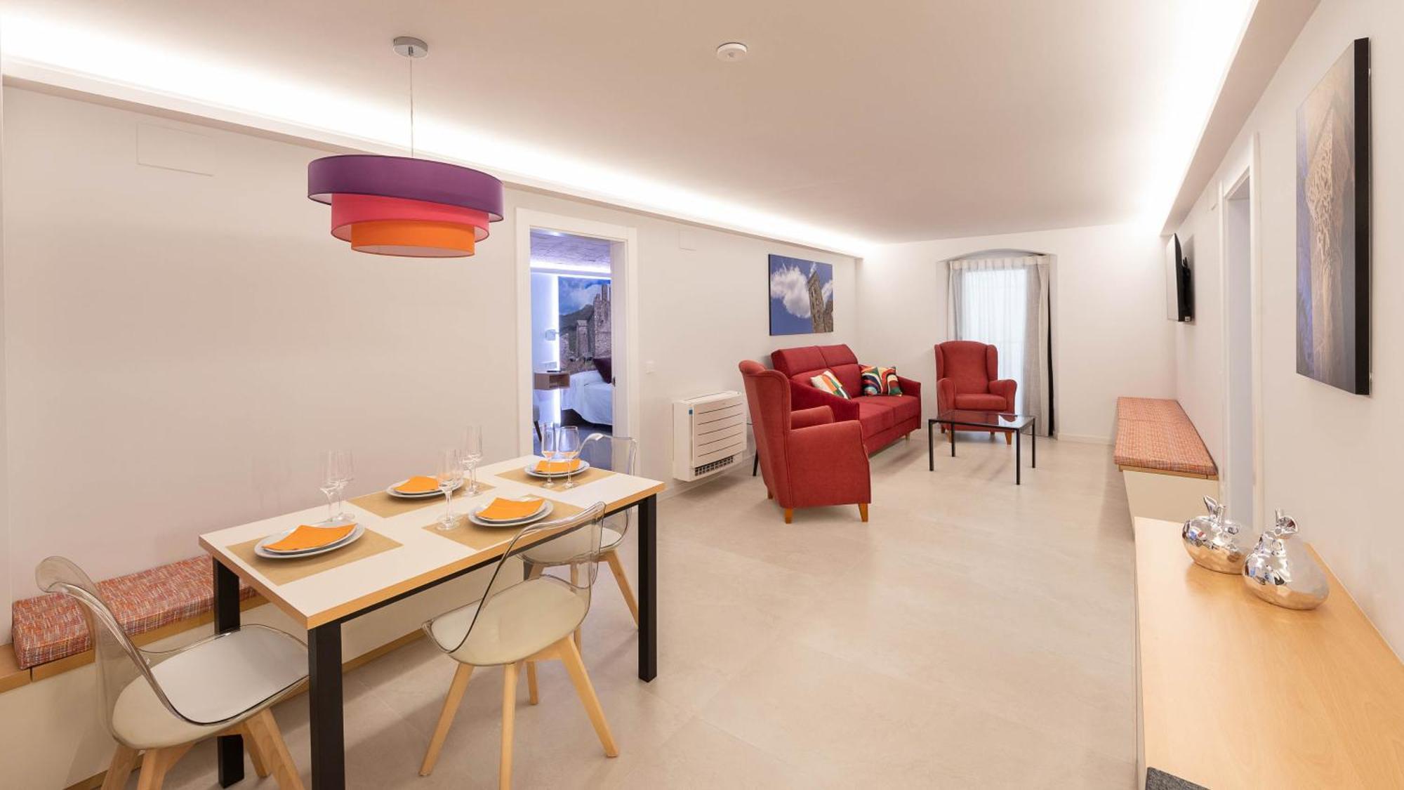 C&C Apartments Фигерас Экстерьер фото