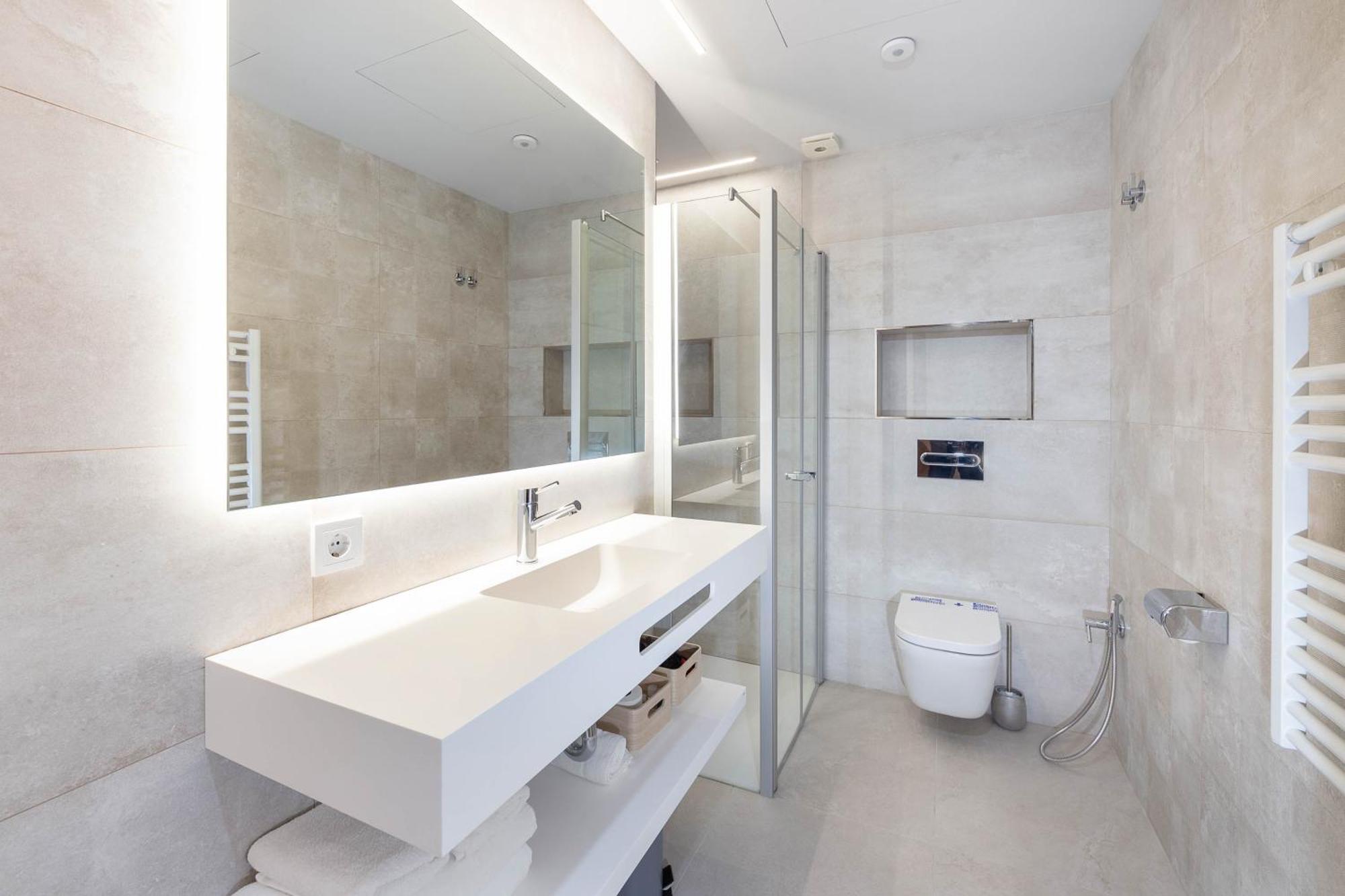 C&C Apartments Фигерас Экстерьер фото