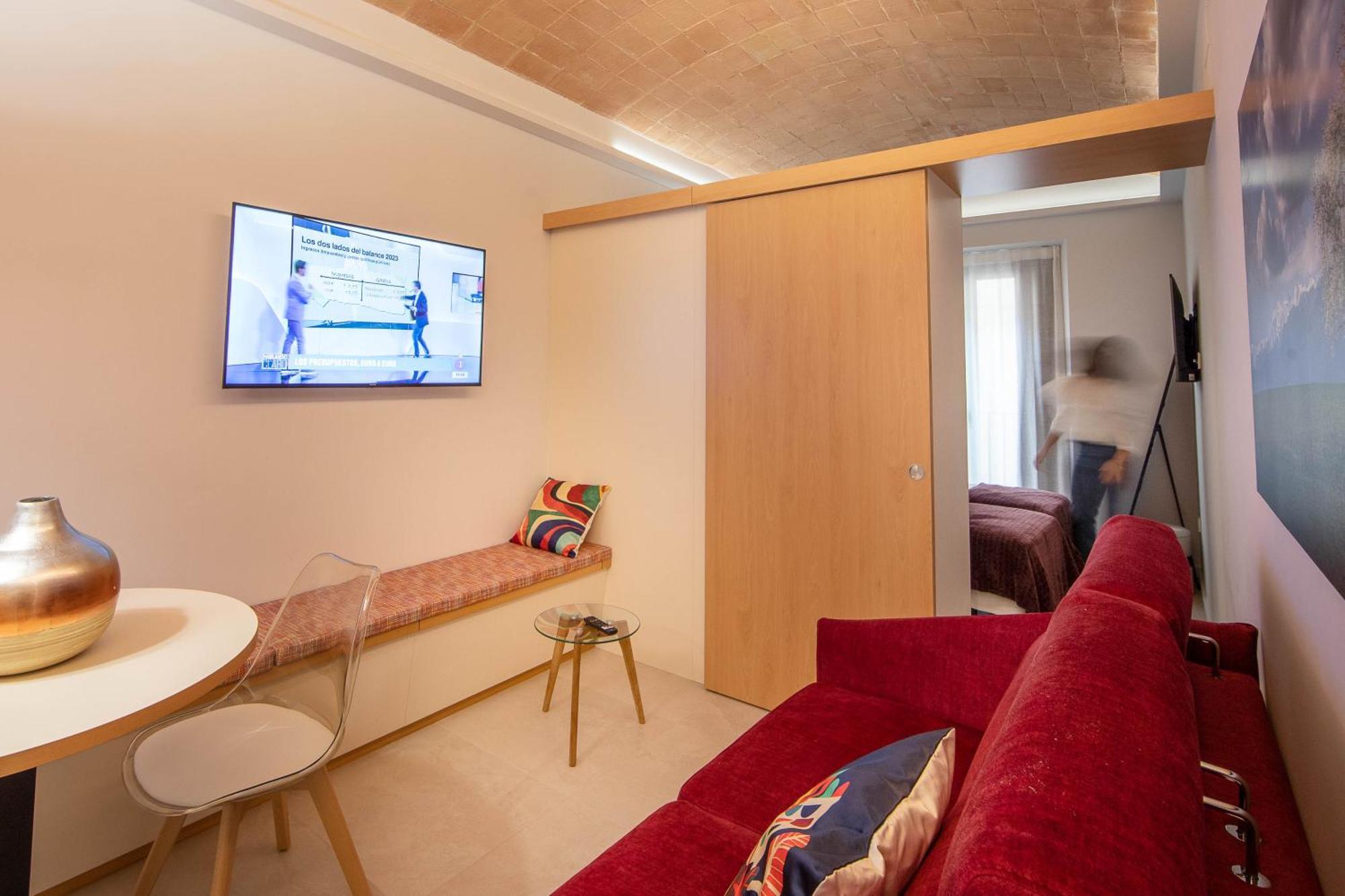 C&C Apartments Фигерас Экстерьер фото